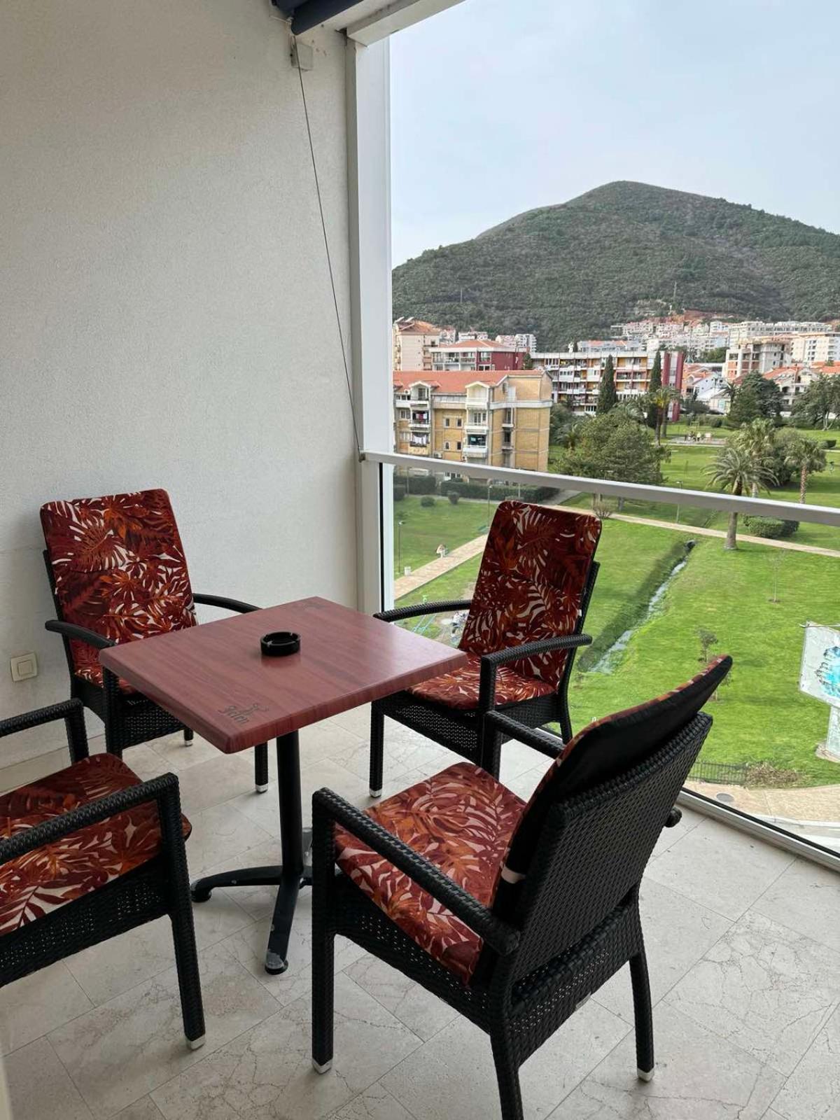 Apartman Anna Tre Canne Budva Ngoại thất bức ảnh